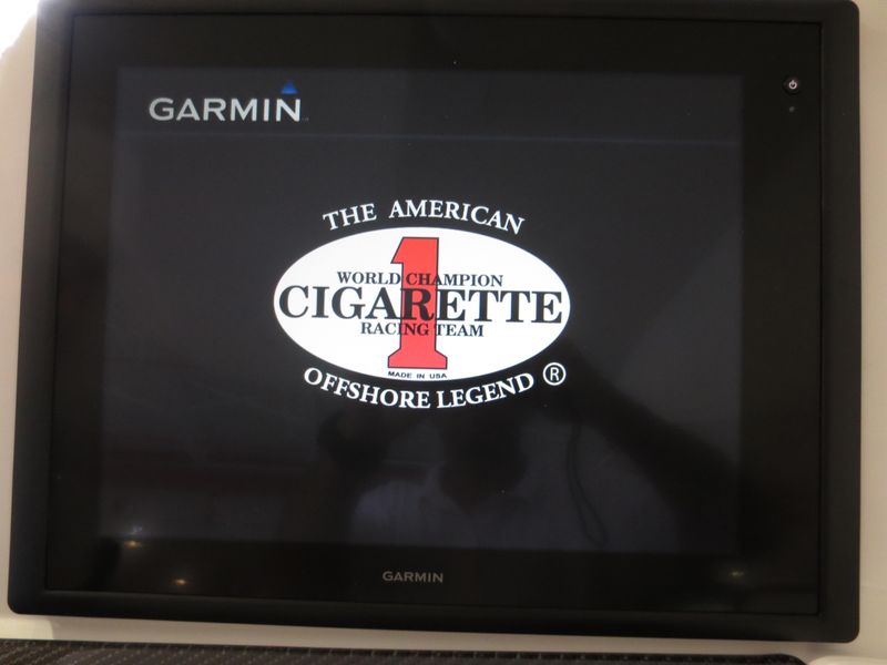 2014 Cigarette 39 GTS