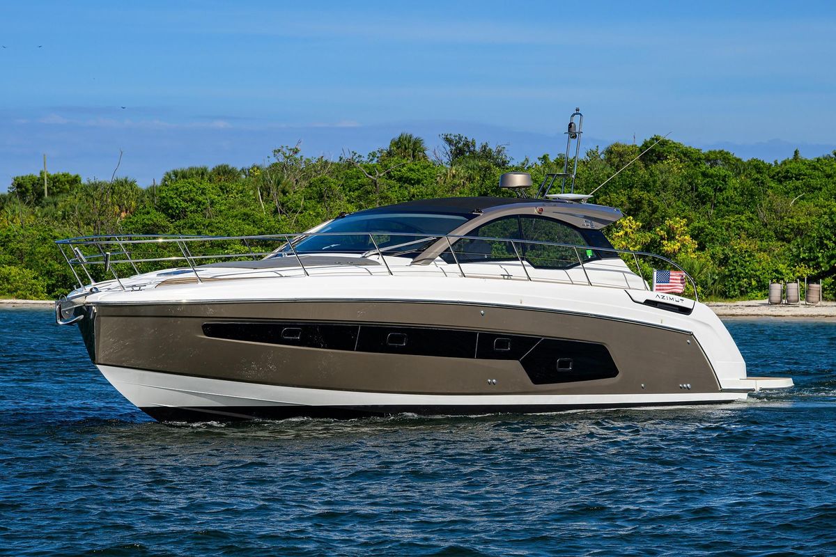 2020 Azimut 45 