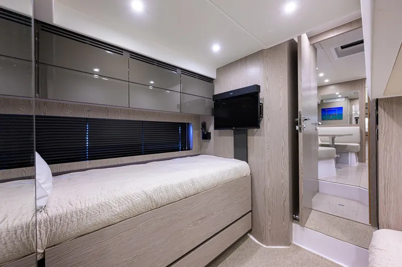 Chloe Yacht Photos Pics Luxurious interior of 2020 Azimut 45 Atlantis yacht with modern bedroom design.