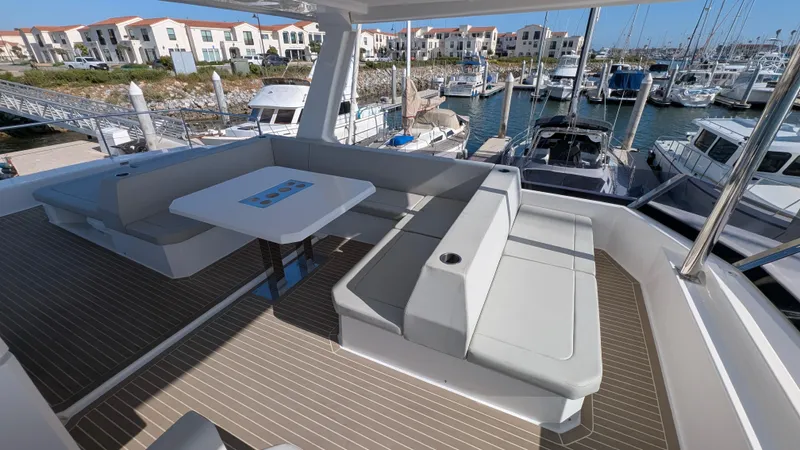 Hamlet Yacht Photos Pics 