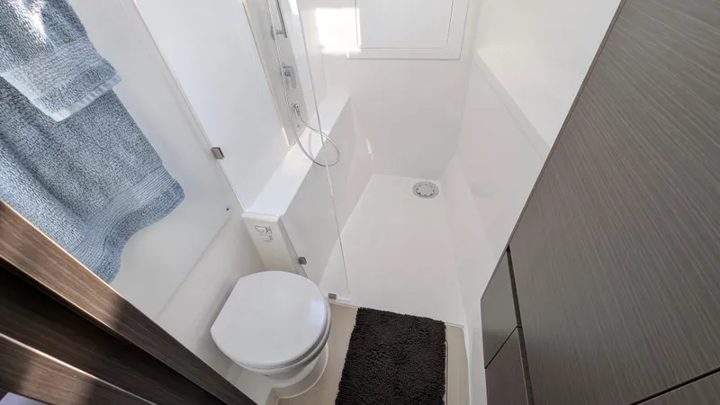 Hamlet Yacht Photos Pics 