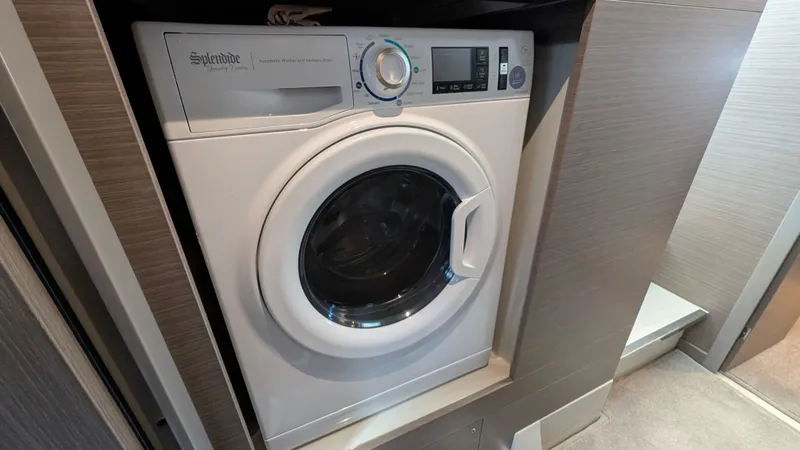 Hamlet Yacht Photos Pics 