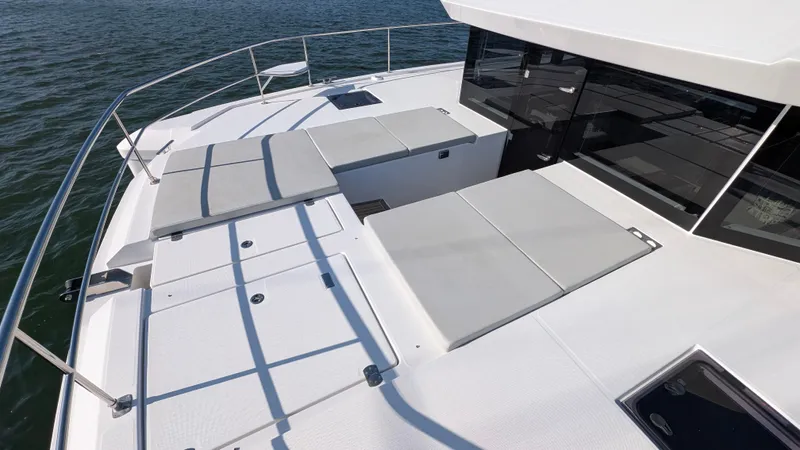 Hamlet Yacht Photos Pics 