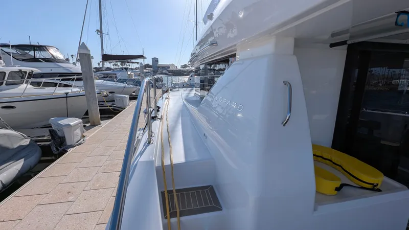 Hamlet Yacht Photos Pics 