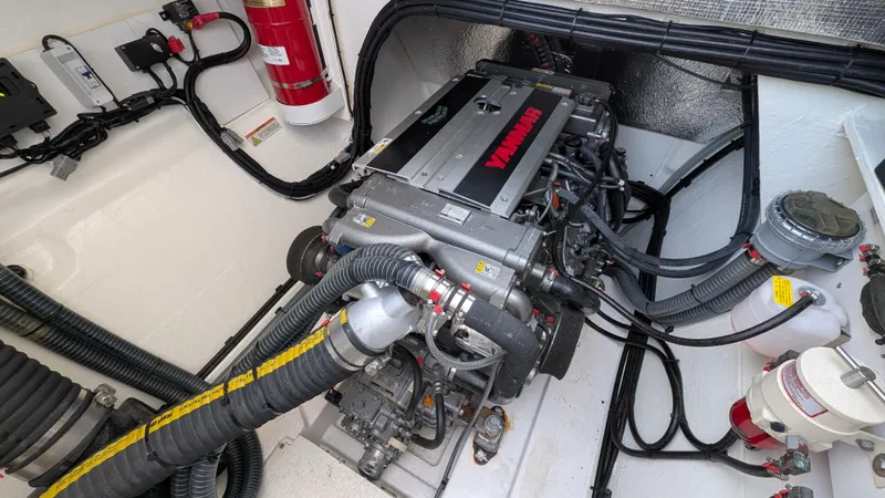 Hamlet Yacht Photos Pics 