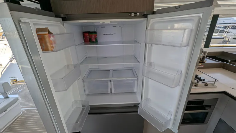 Hamlet Yacht Photos Pics 