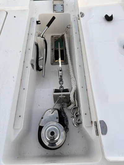 Hamlet Yacht Photos Pics Anchor winch system on a 2023 Leopard Powercat boat.