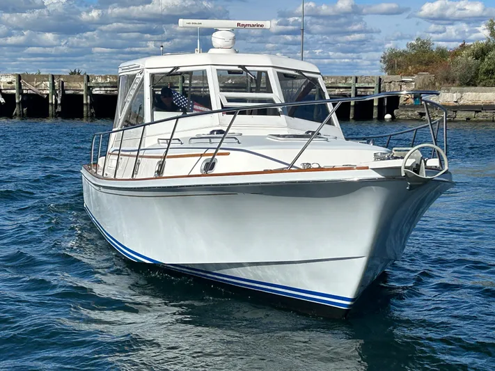 Esther Yacht Photos Pics 