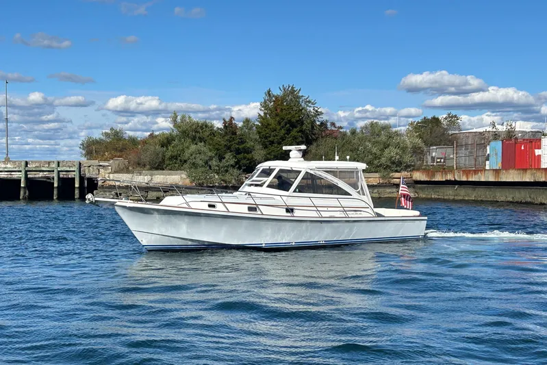 Esther Yacht Photos Pics 