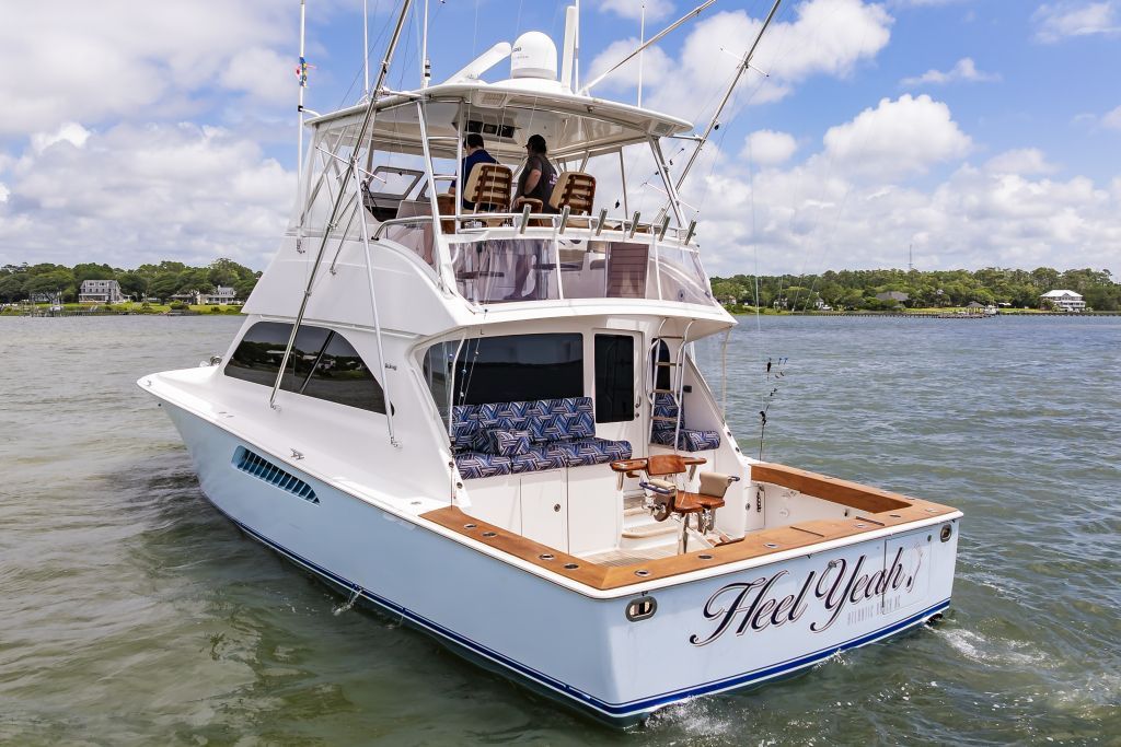 2006 Viking 48 
