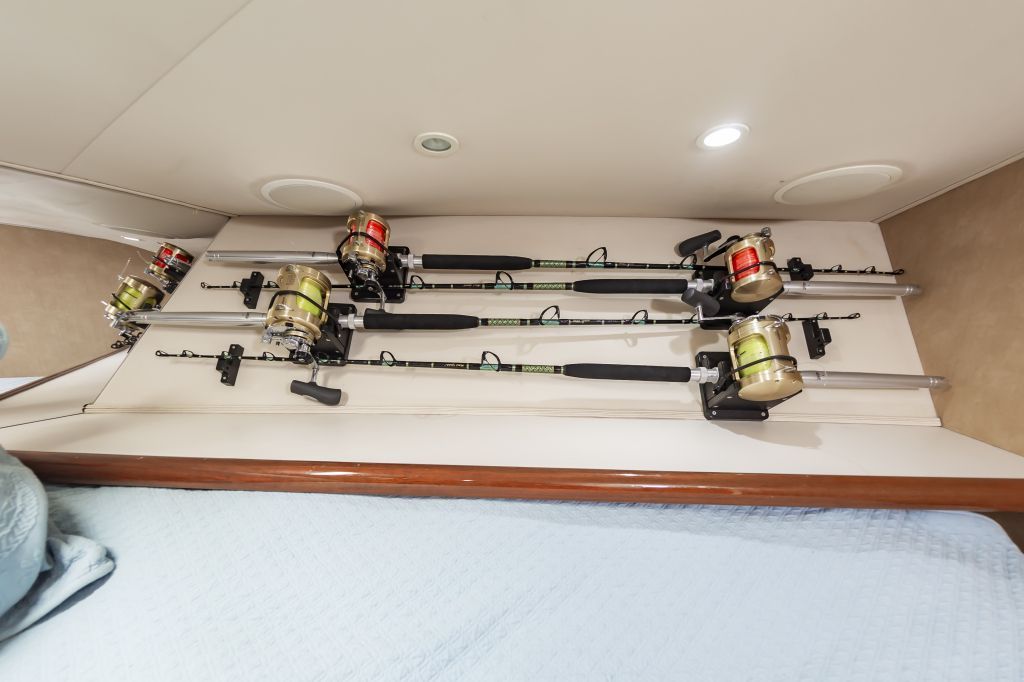 2006 Viking 48 