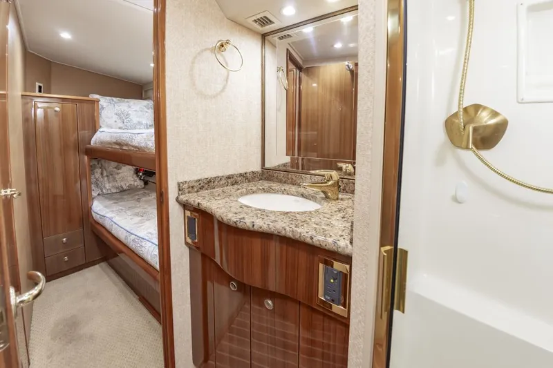 Heel Yeah Yacht Photos Pics 