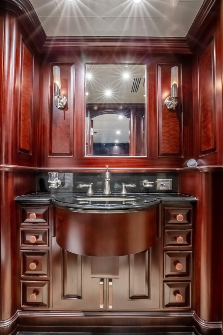 2009 Horizon 135 
