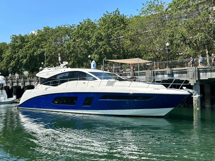 Troubadour Yacht Photos Pics 