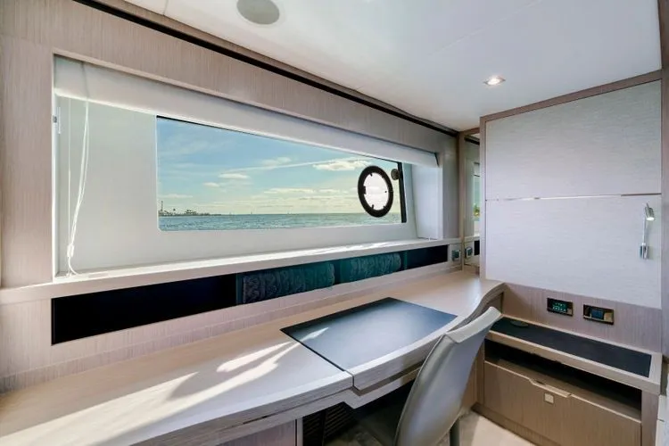 Gravitas Yacht Photos Pics 2018 Sunseeker 68 Predator - Image 48