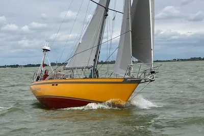 1986 Tradewind 35
