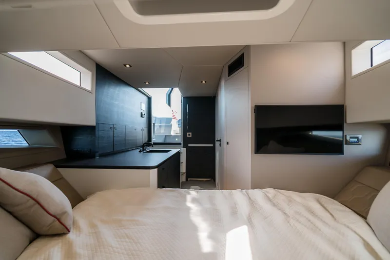 Robin's Nest Yacht Photos Pics Luxurious interior of 2023 Vanquish Yachts VQ45 Veloce Hardtop with modern amenities.