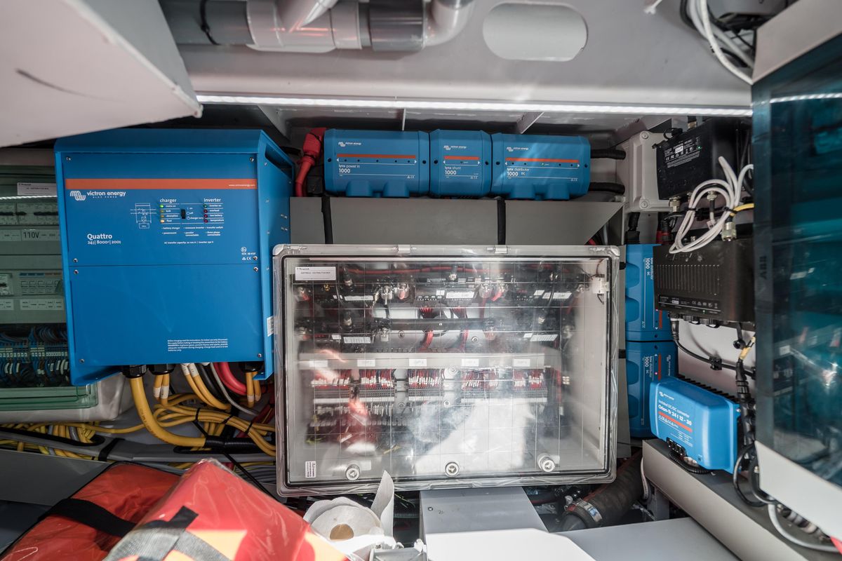 2023 Vanquish Yachts 45 