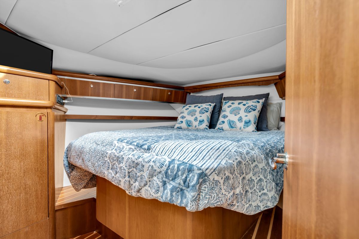 2006 Tiara Yachts 42 