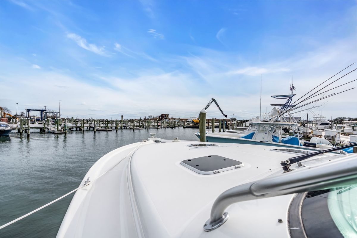 2006 Tiara Yachts 42 