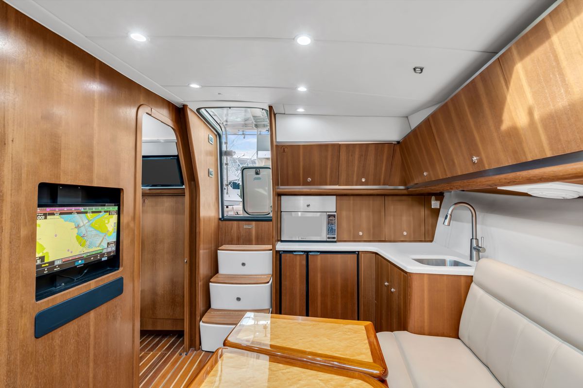 2006 Tiara Yachts 42 