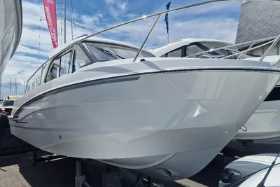 2024 Beneteau Antares 8
