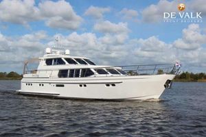 2007 Van den Hoven 18M Pacific Exclusive