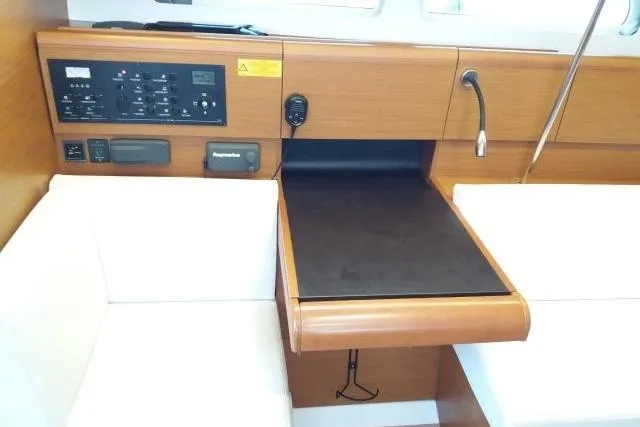 Paxos Yacht Photos Pics Sun Odyssey 449