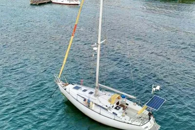 1979 Yachting France JOUET 37