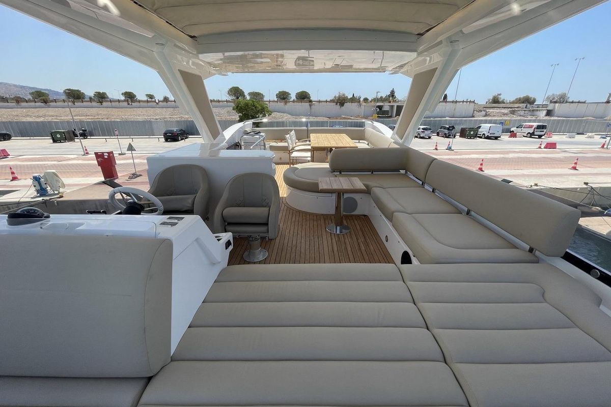 2018 Sunseeker 68 