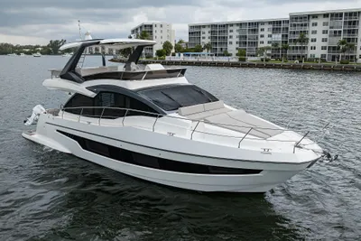 Astondoa 52