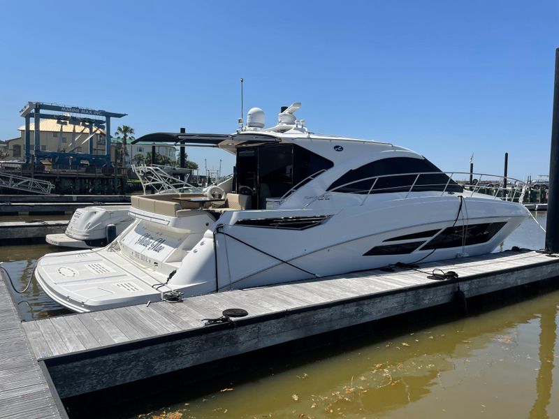 2017 Sea Ray Sundancer 510