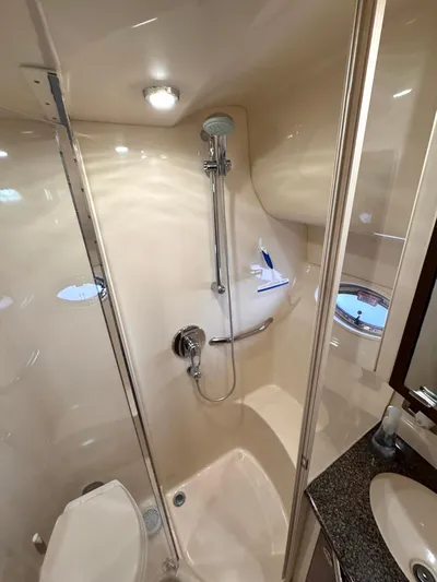 Knot On Course Yacht Photos Pics 