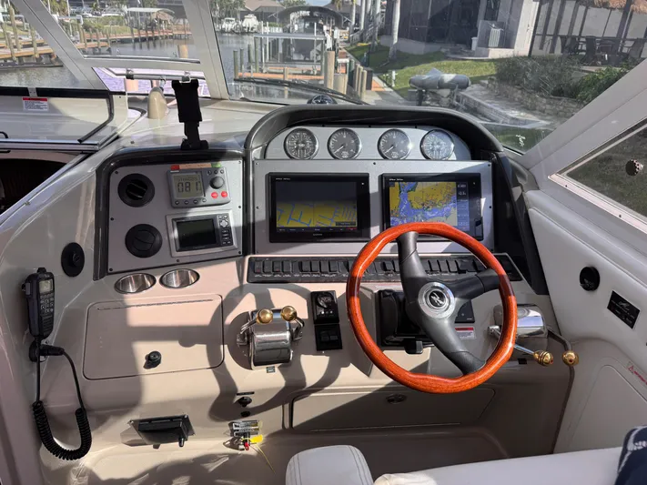 Knot On Course Yacht Photos Pics 