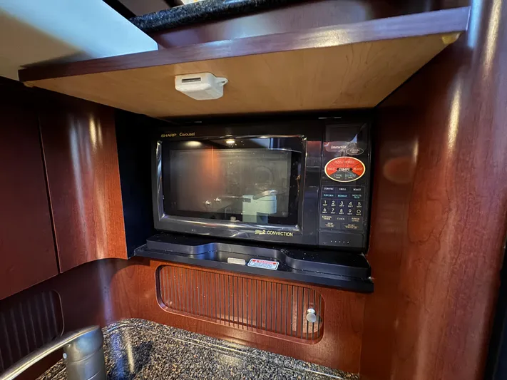 Knot On Course Yacht Photos Pics 