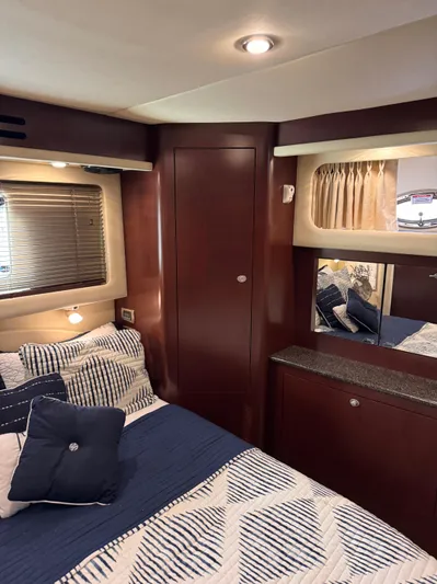 Knot On Course Yacht Photos Pics 