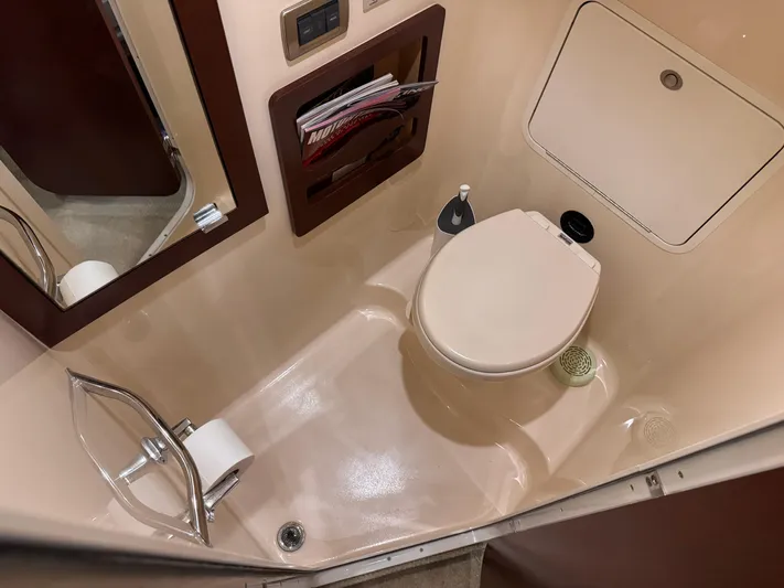 Knot On Course Yacht Photos Pics 