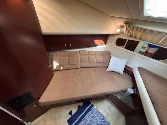 Knot On Course Yacht Photos Pics 