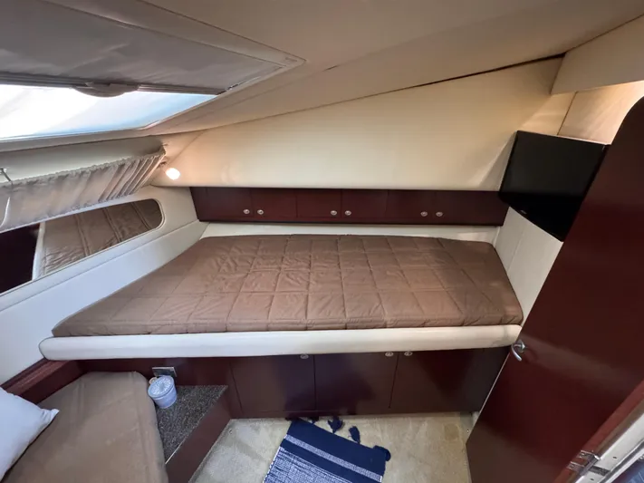 Knot On Course Yacht Photos Pics 