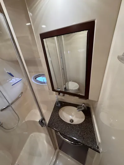 Knot On Course Yacht Photos Pics 