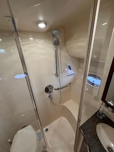 Knot On Course Yacht Photos Pics 