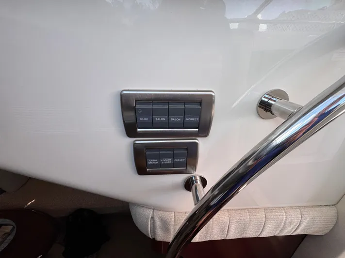 Knot On Course Yacht Photos Pics 