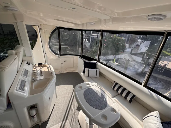 Knot On Course Yacht Photos Pics 