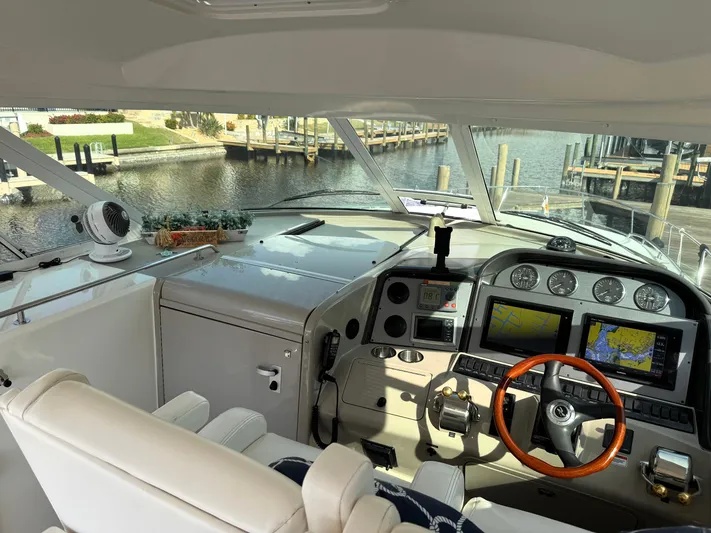 Knot On Course Yacht Photos Pics 