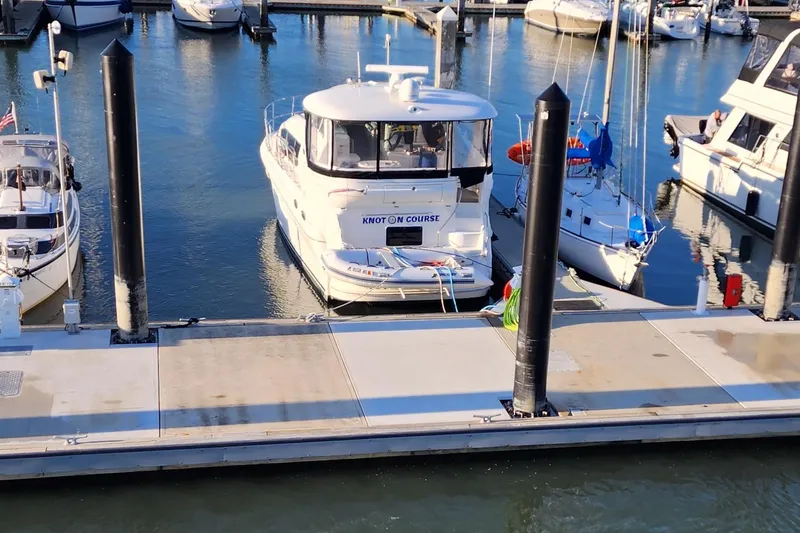 Knot On Course Yacht Photos Pics 