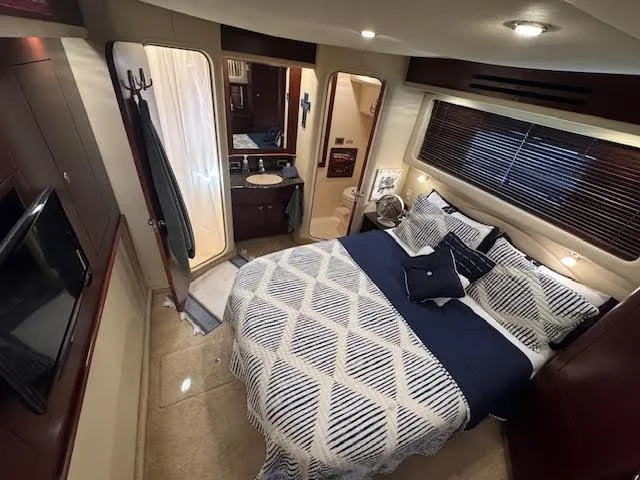 Knot On Course Yacht Photos Pics 