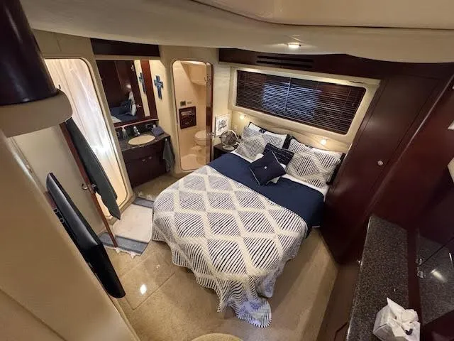 Knot On Course Yacht Photos Pics 