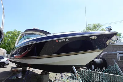 Formula 350 Crossover Bowrider