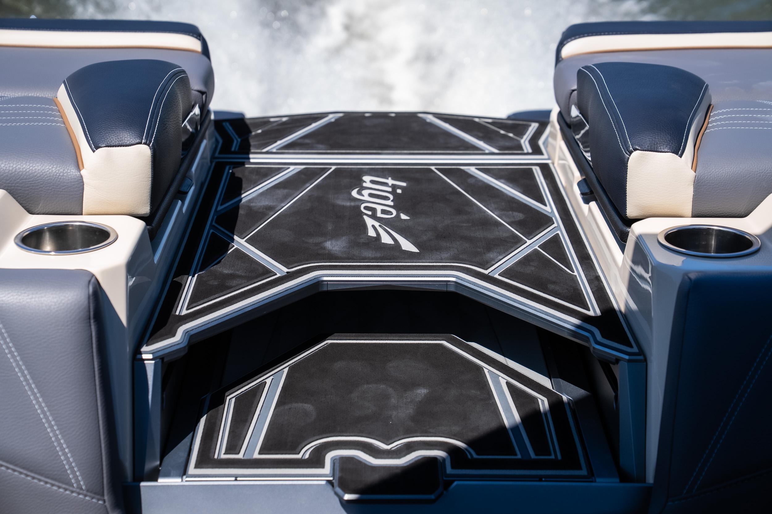 【12月スーパーSALE 15%OFF】 23ZX Ultré Tigé 2025 Ski YachtWorld - sale for Wakeboard and スキー