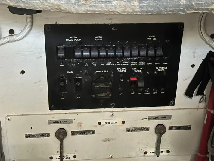 Couples Therapy Yacht Photos Pics 